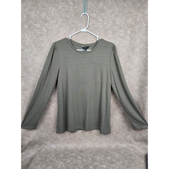 Well Worn Long Sleeve Olive Green Shirt NWT Pretty Texture - Picture 1 of 3